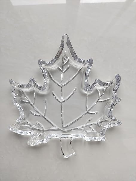 Dakshayanii Crystal Glass Fruit Plate Leaf Shape Serving Tray Large Transparent Maple Leaf Design for Home Decoration and Dining Pack of 1 - Koshbazaar - 